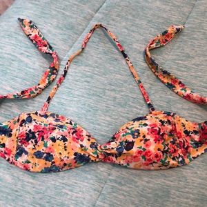 🦄 Flowery Swim Top